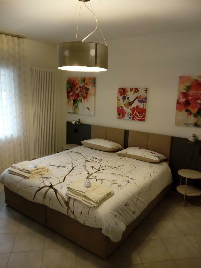 Salvia e Timo Rooms Borso del Grappa Esterno foto